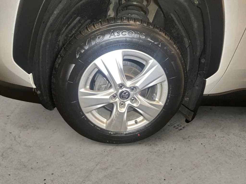 Used 2020 Super White Toyota XLE image 15