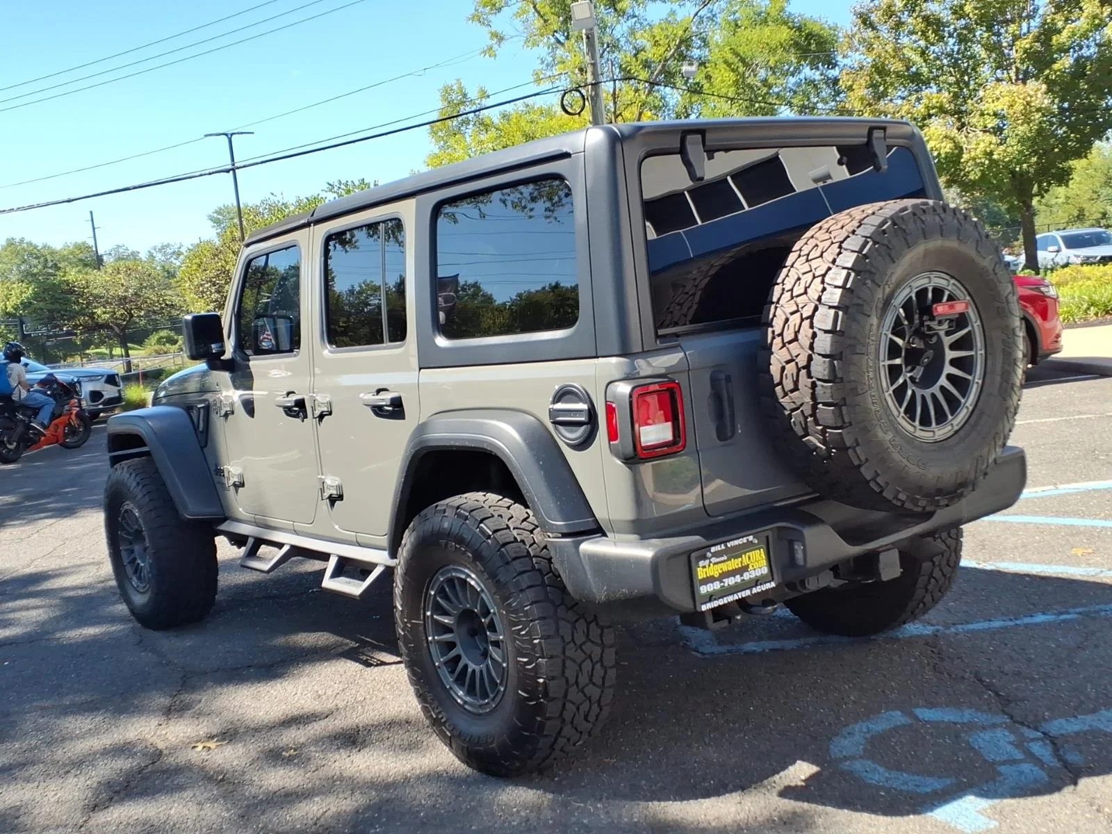 Used 2020 GRAY Jeep Sport S image 4