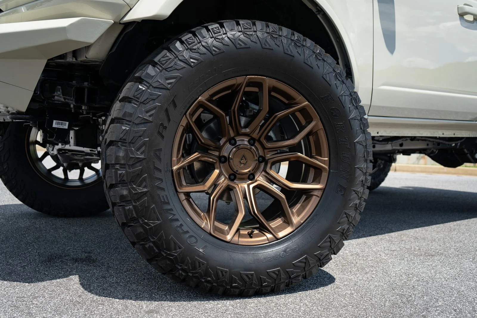 Used 2026 Beige Ford Big Bend image 7
