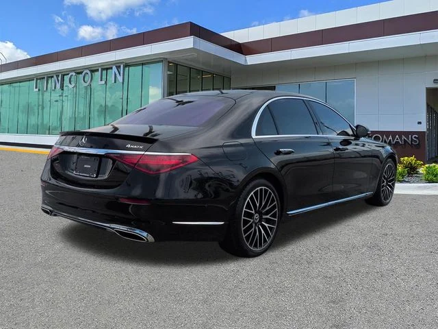 Used 2021 Obsidian Black Mercedes-Benz S 580 image 4
