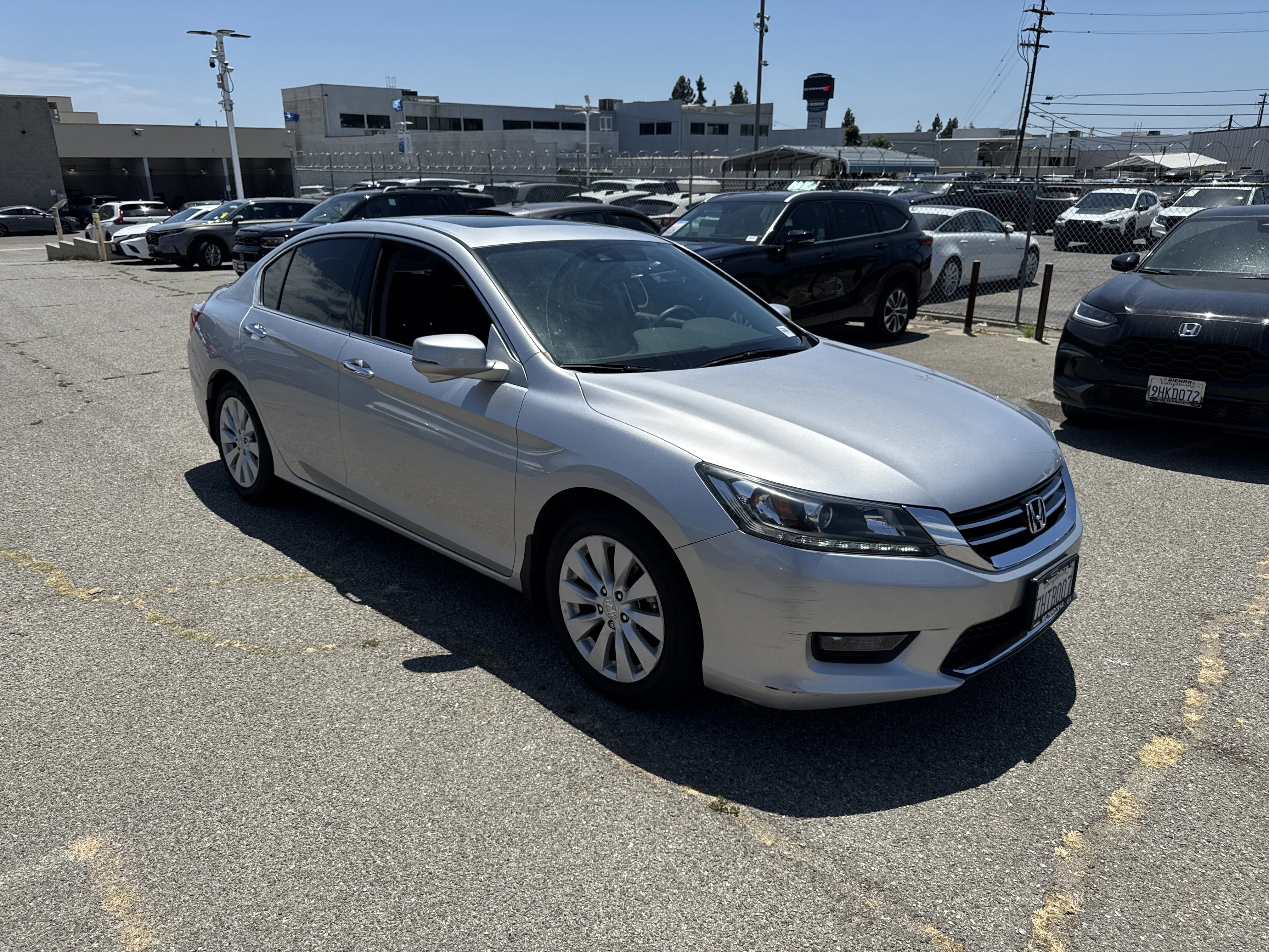 Used 2015  Honda  image 2