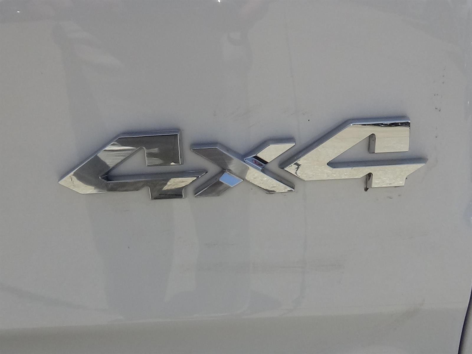 Used 2025 Bright White Clear Coat (pw7) RAM Big Horn image 9