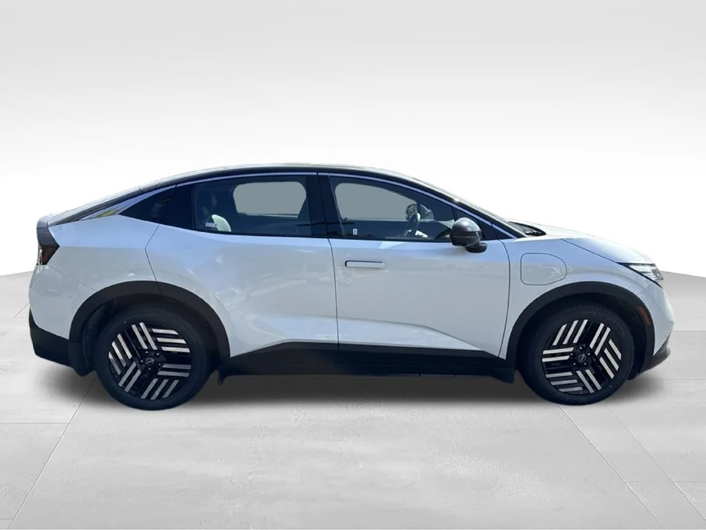 2026 Nissan LEAF SV+ - Photo 8