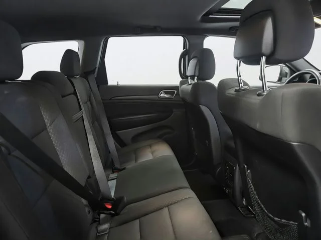 Used 2019 White Jeep Laredo image 21