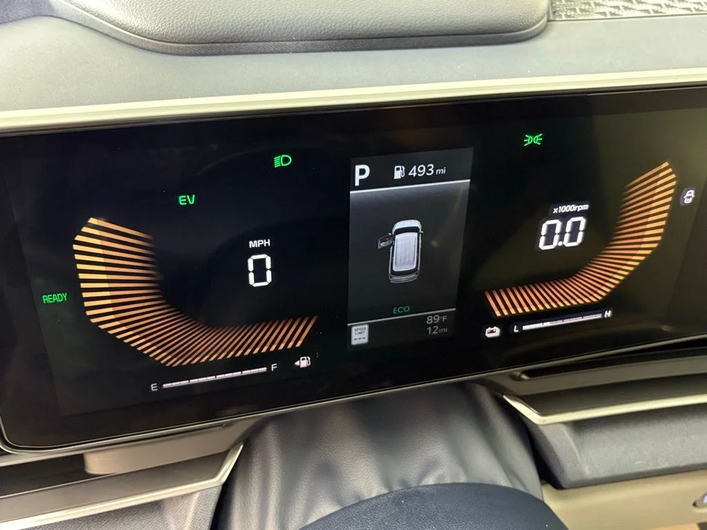 New 2026 Ceramic Silver Kia EX image 22