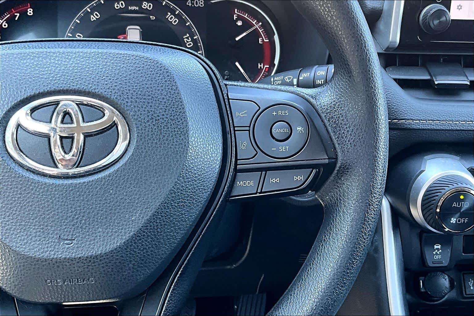 Used 2025 Midnight Black Metallic Toyota XLE image 25