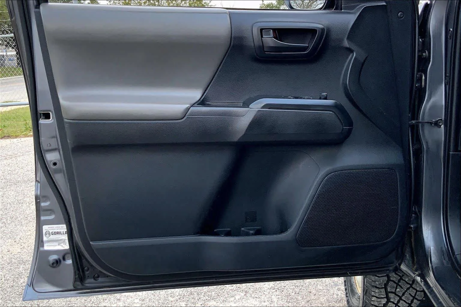 Used 2020 Magnetic Gray Metallic Toyota SR image 21