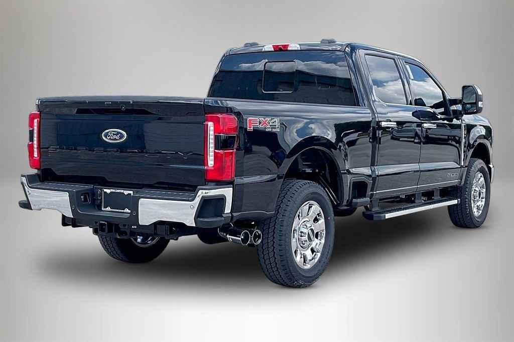 New 2026 Ford Super Duty F-250 Lariat 4D Crew Cab