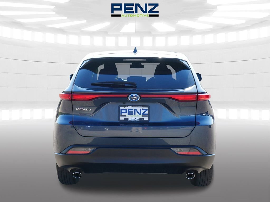 2024 Toyota Venza LE - Photo 6