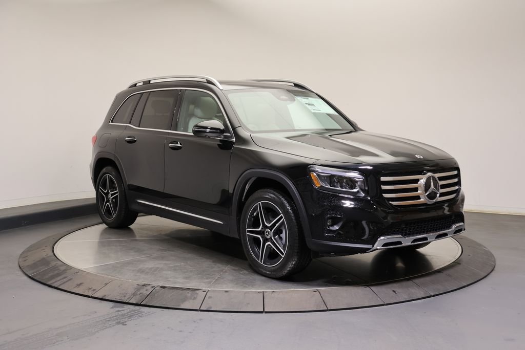 Used 2026 Night Black Mercedes-Benz GLB 250 image 3