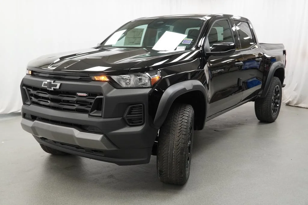 New 2026 Black Chevrolet Trail Boss image 4