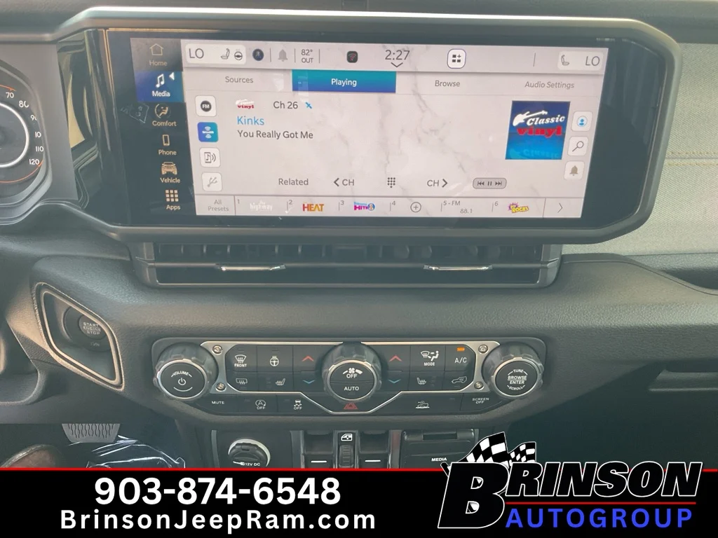 New 2026 Reign Jeep Sport S image 13
