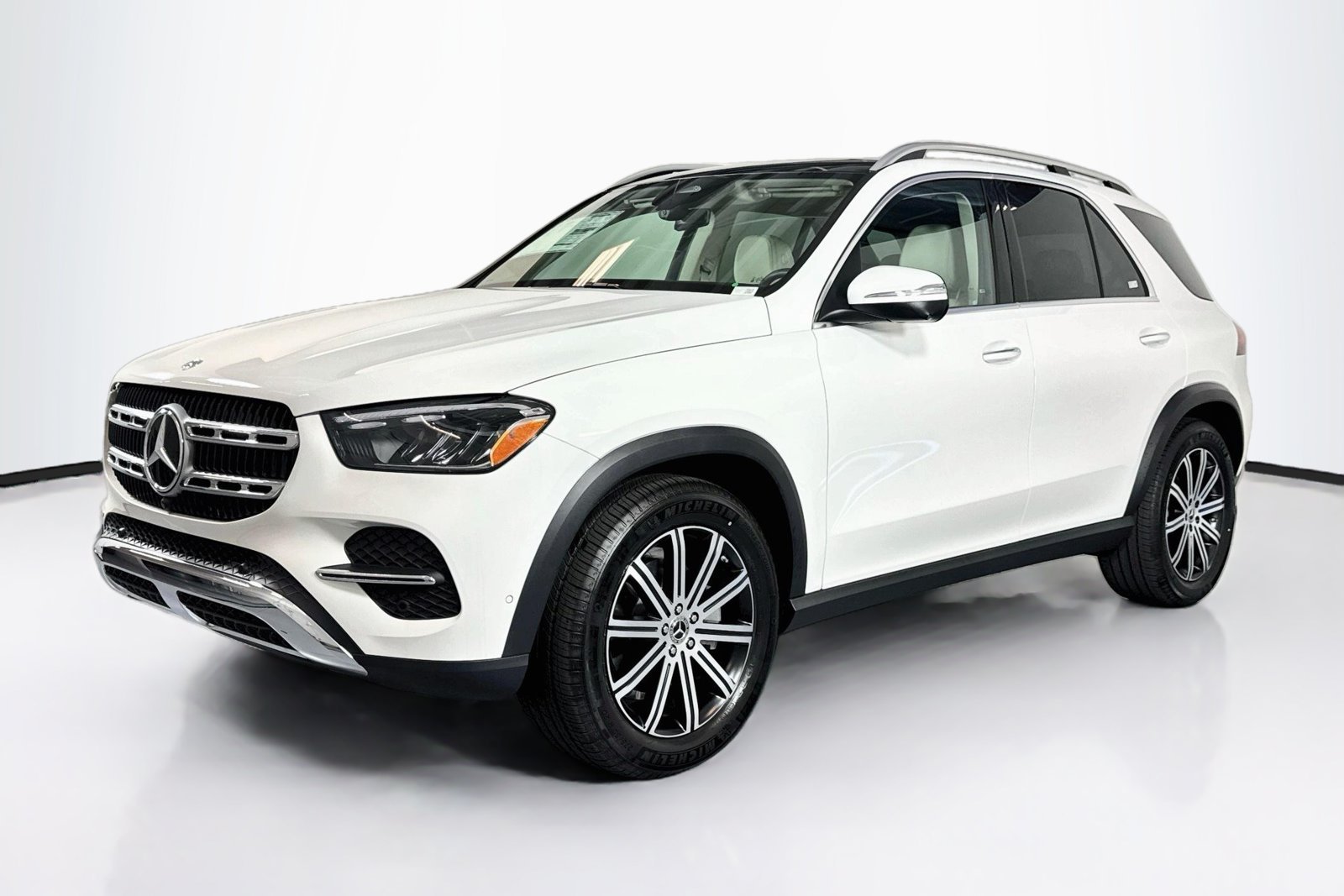 New 2026 Polar White Mercedes-Benz GLE 350 image 1