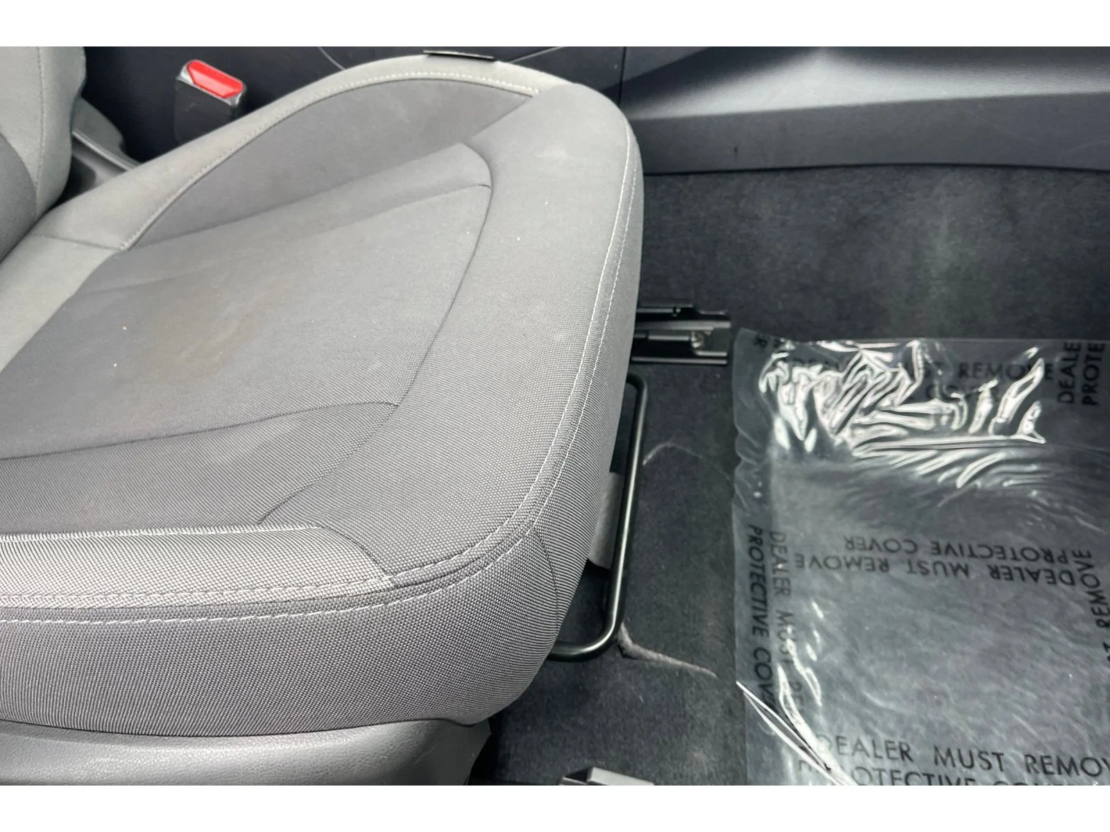 Used 2024 CRYSTAL BLACK SIL Subaru Base image 23