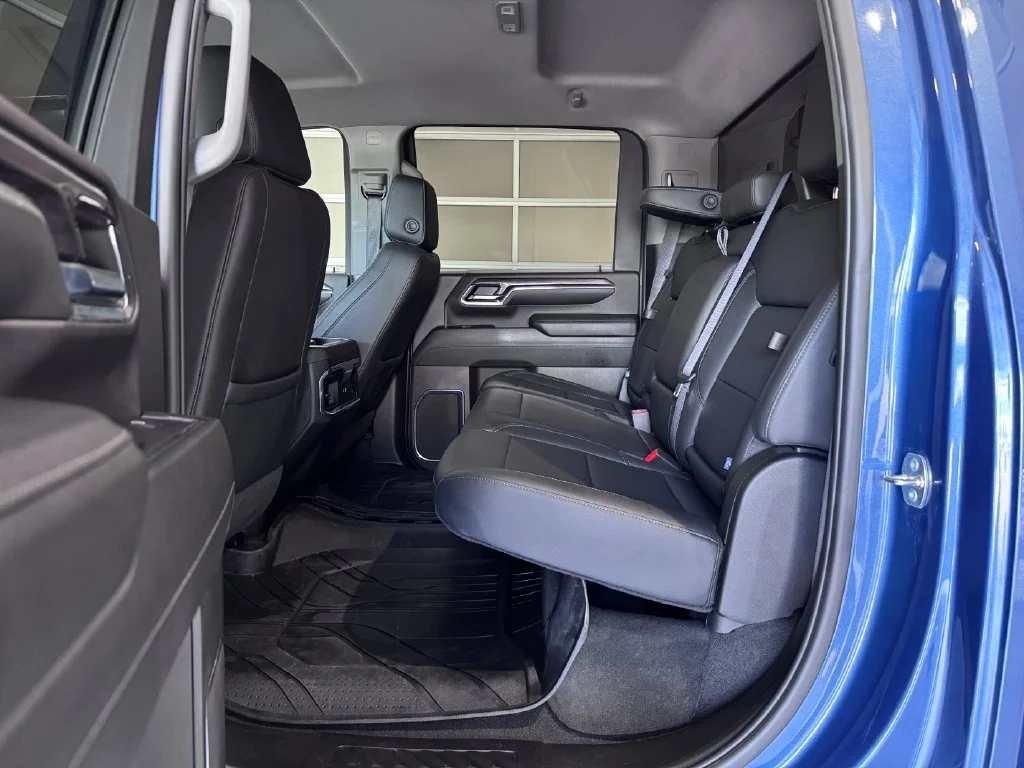 Certified Used 2024 Lakeshore Blue Metallic Chevrolet LTZ image 13