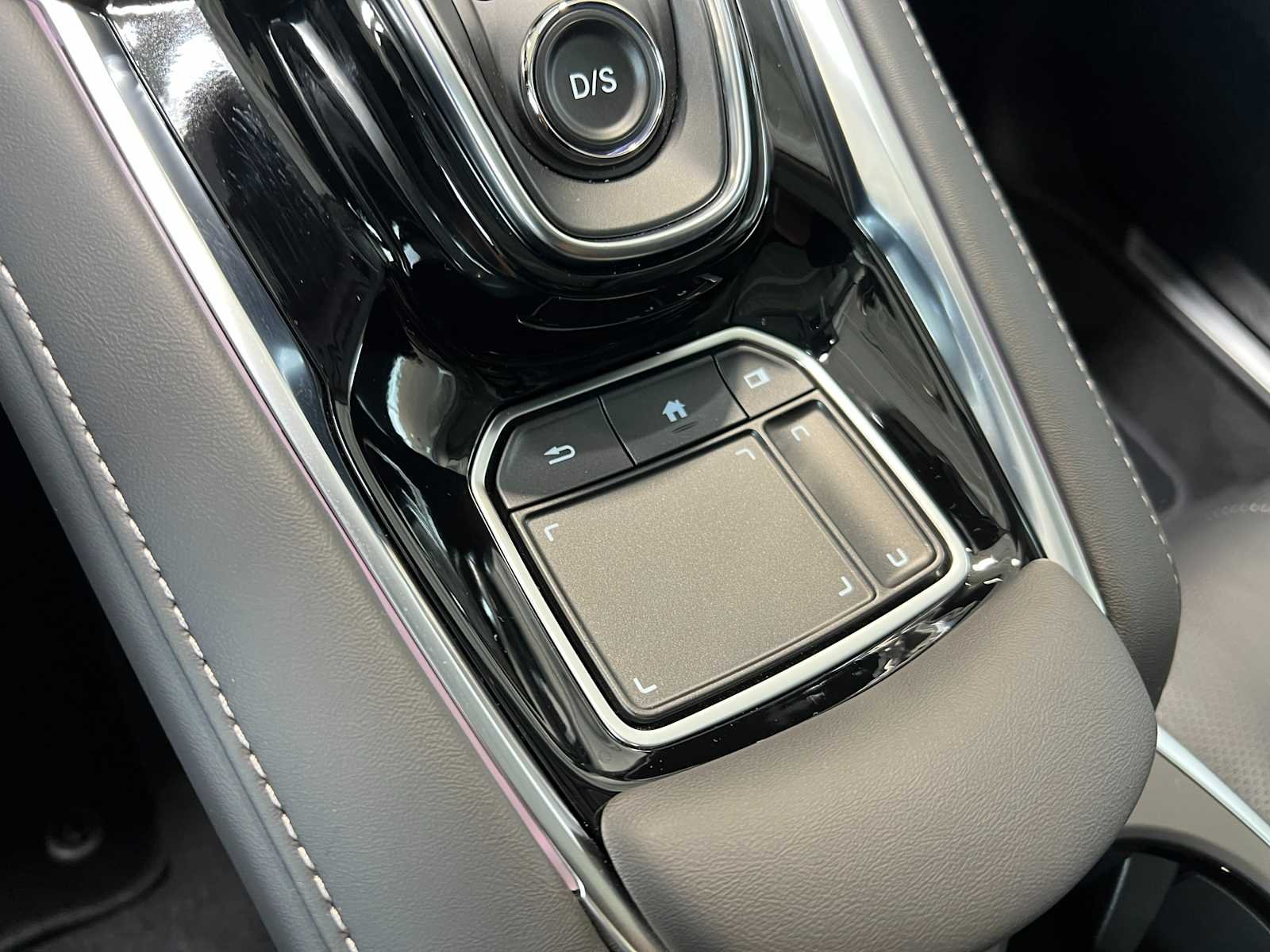 New 2026 Solar Silver Metallic Acura w/Advance Package image 27