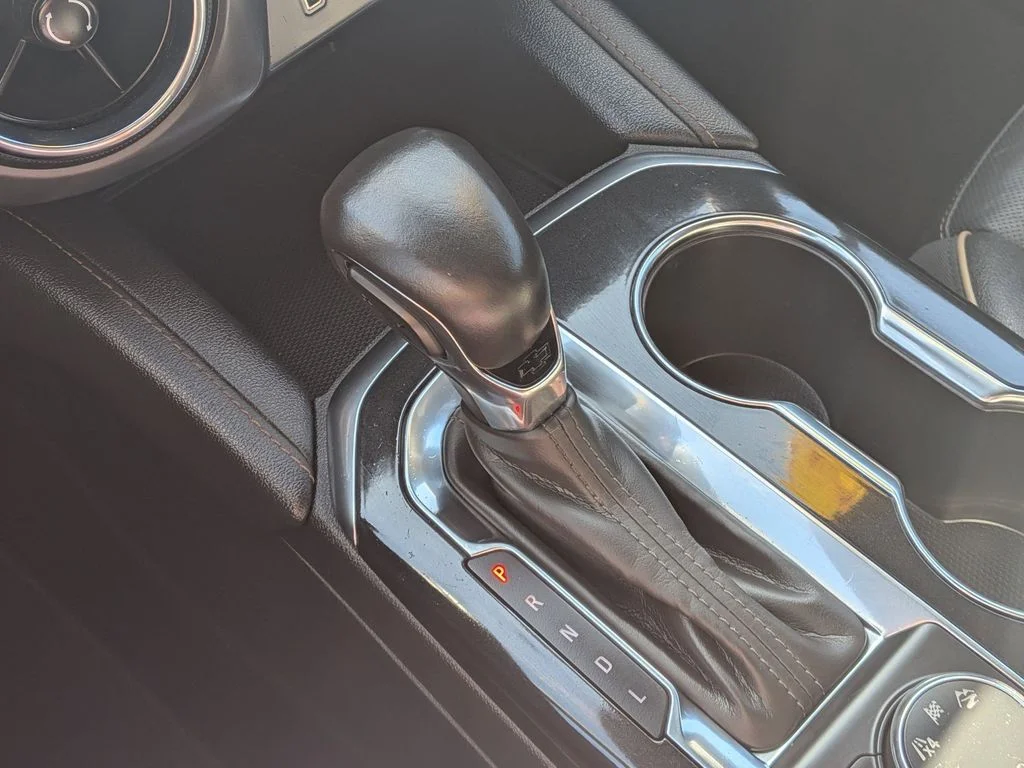 Used 2022 Iron Gray Metallic Chevrolet Premier image 12