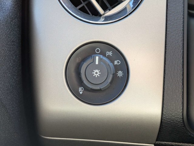Used 2015 Black Ford XLT image 27