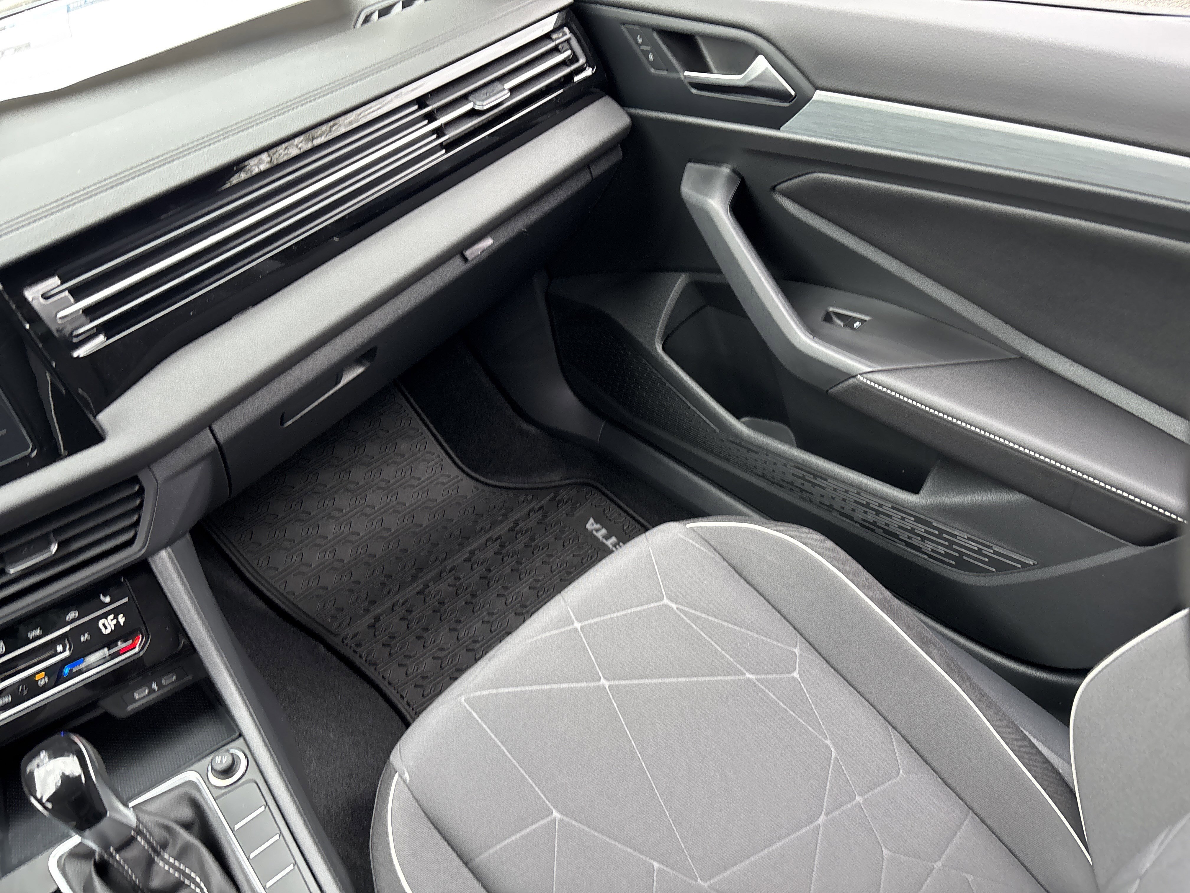 New 2026 Pyrite Silver Metallic Volkswagen Sport image 12