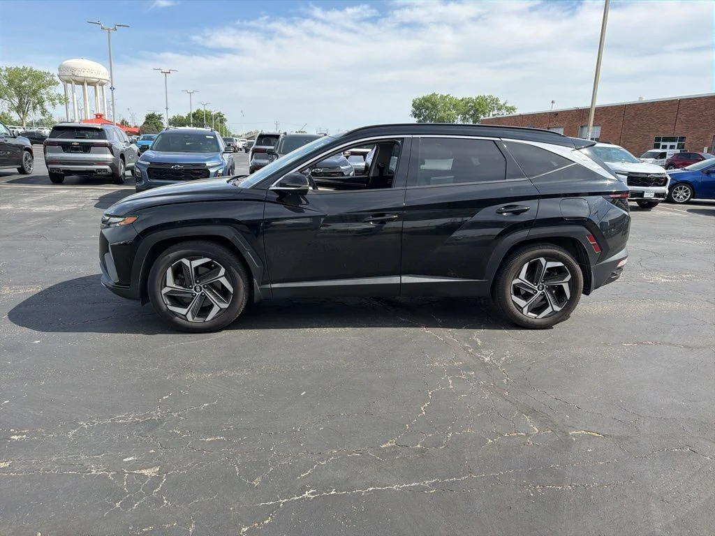 2022 Hyundai Tucson Limited FWD's photo