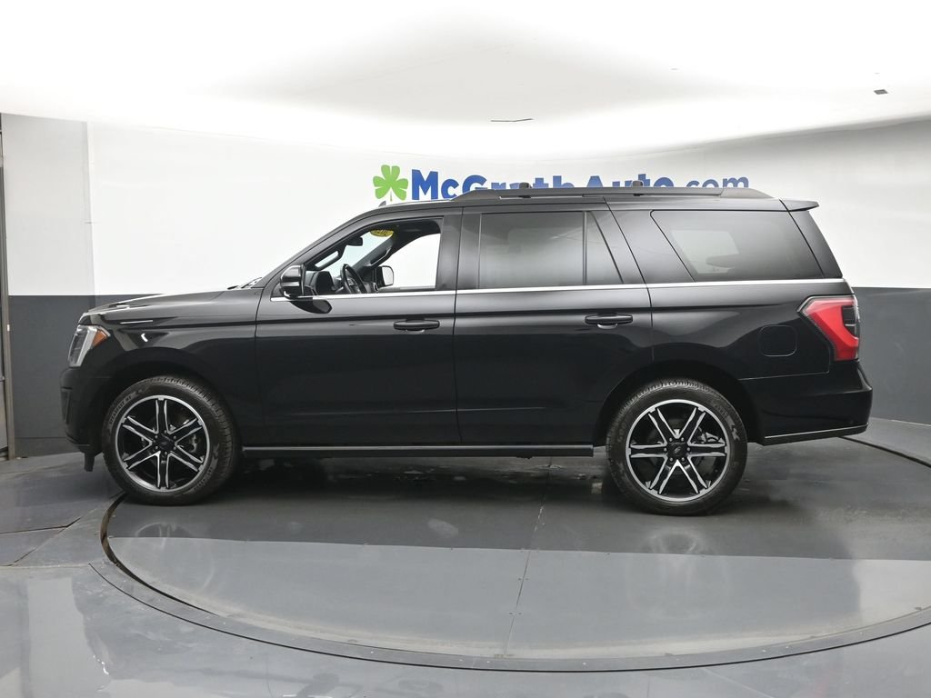 Used 2021 Black Ford Limited image 23