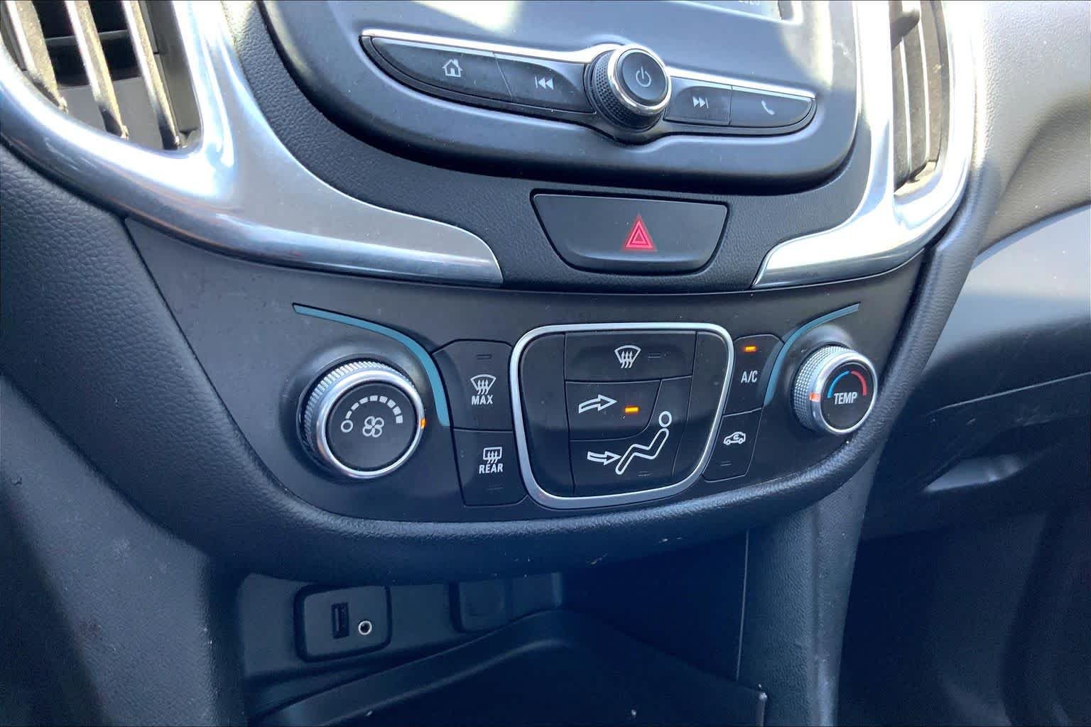 Used 2018 Pepperdust Metallic Chevrolet LT image 27