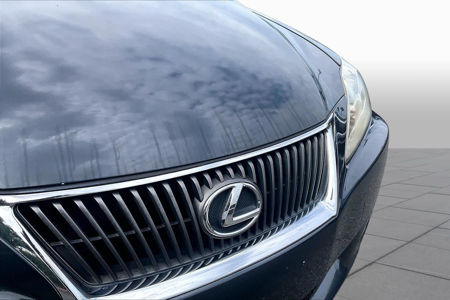 Used 2009 Smoky Granite Mica Lexus  image 29
