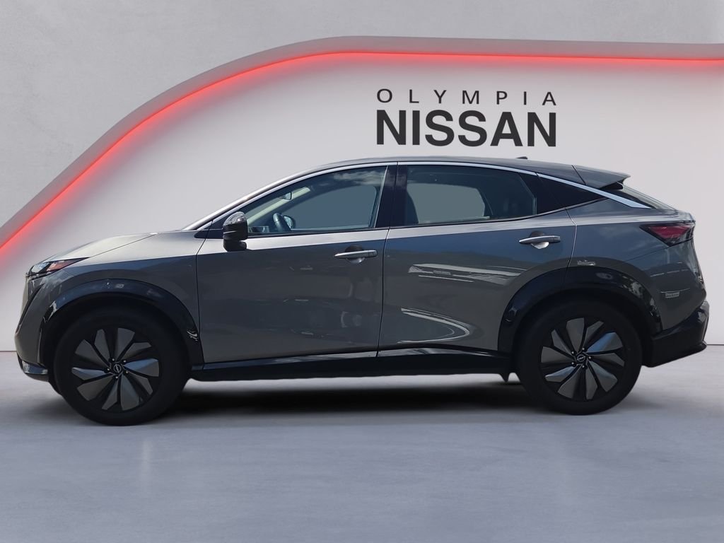 Used 2024 Gray Nissan ENGAGE image 3