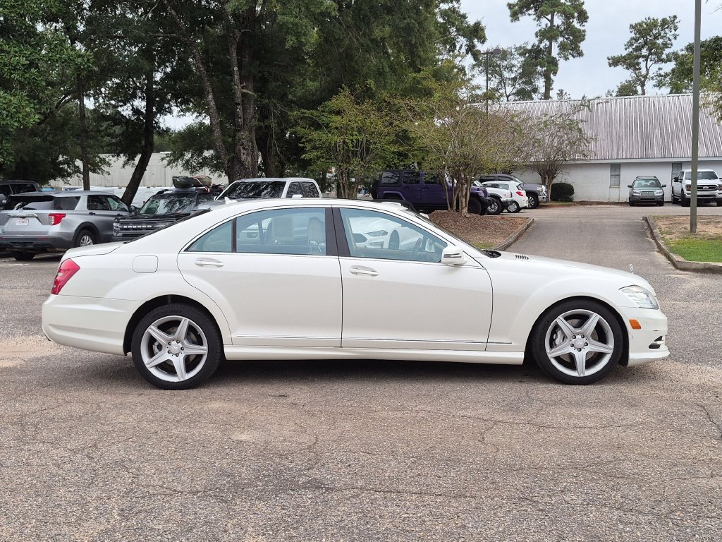 Used 2011 White Mercedes-Benz S 550 image 6