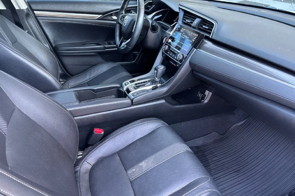 2021 Honda Civic EX-L - Photo 15