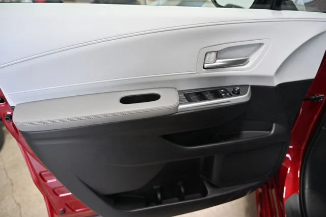 2026 Toyota Sienna XLE - Photo 29