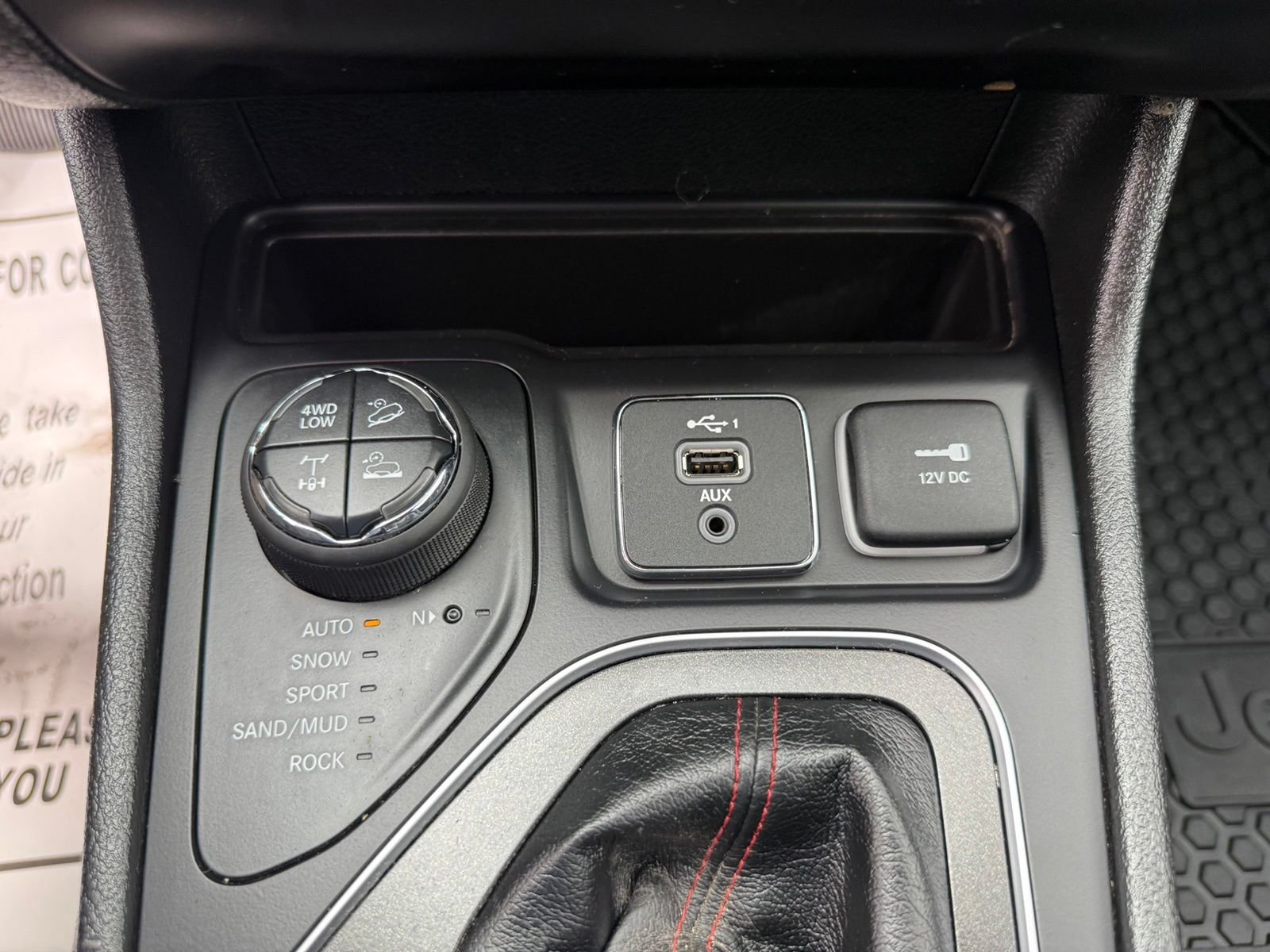 2021 Jeep Cherokee Trailhawk - Photo 28
