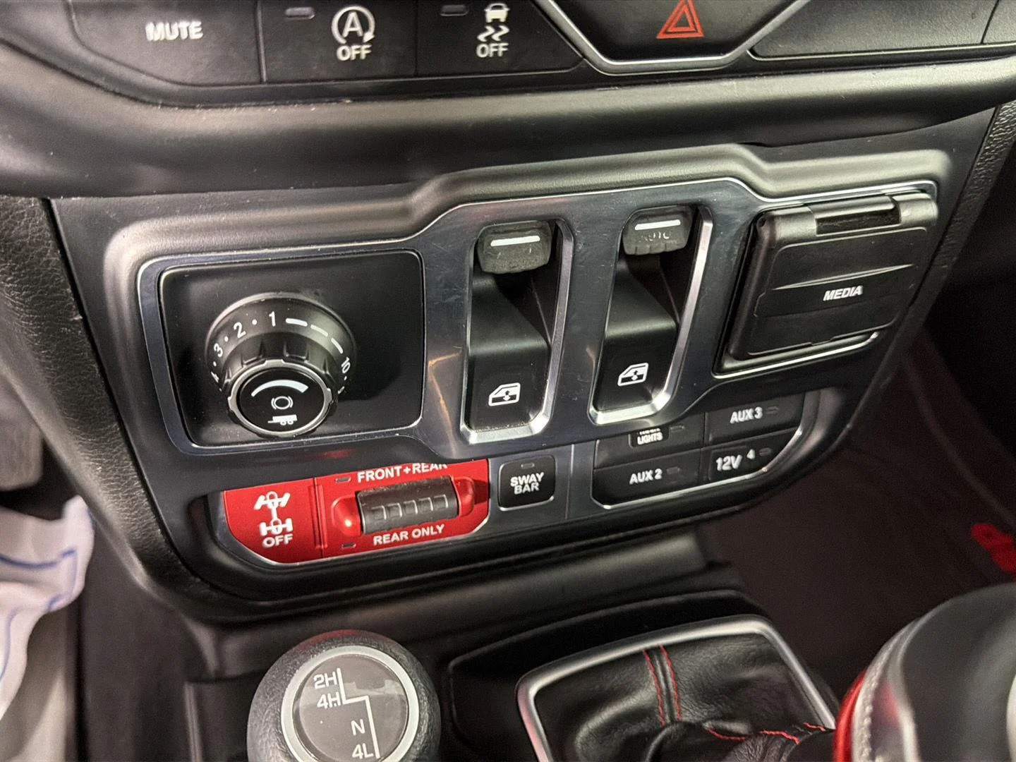 Used 2019 Black Clearcoat Jeep Rubicon image 40