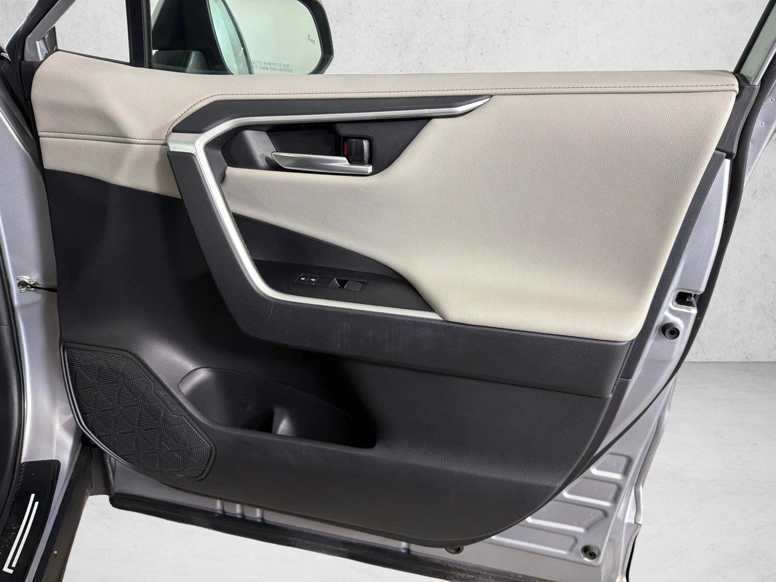 Used 2021 Silver Sky Metallic Toyota Limited image 16