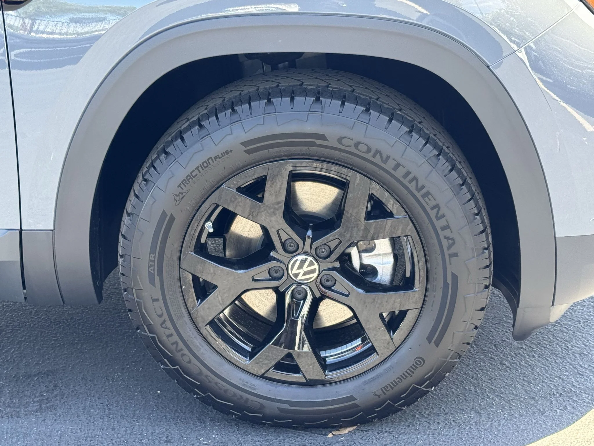 New 2026 Pure Gray Volkswagen 2.0T Peak Edition image 10
