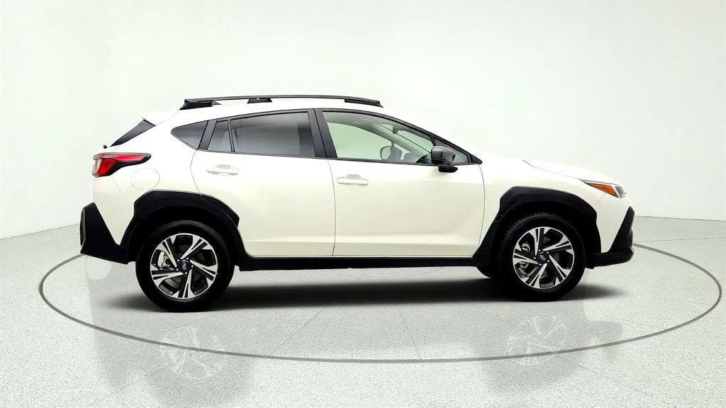 Used 2025 Crystal White Pearl Subaru Premium AWD w/ Power Moonroof & Power Driver Seat image 4