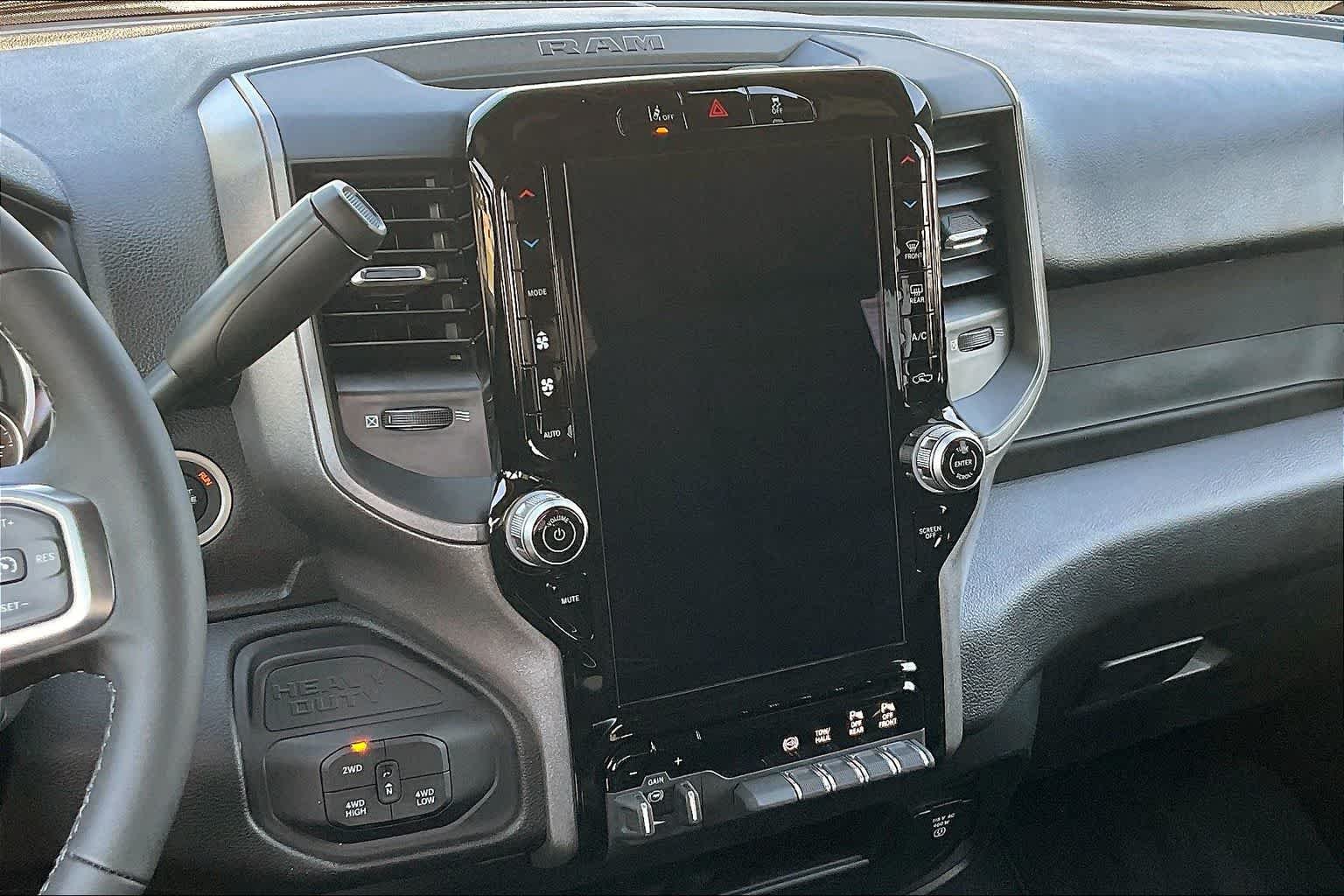 2026 RAM 2500 Tradesman - Photo 6