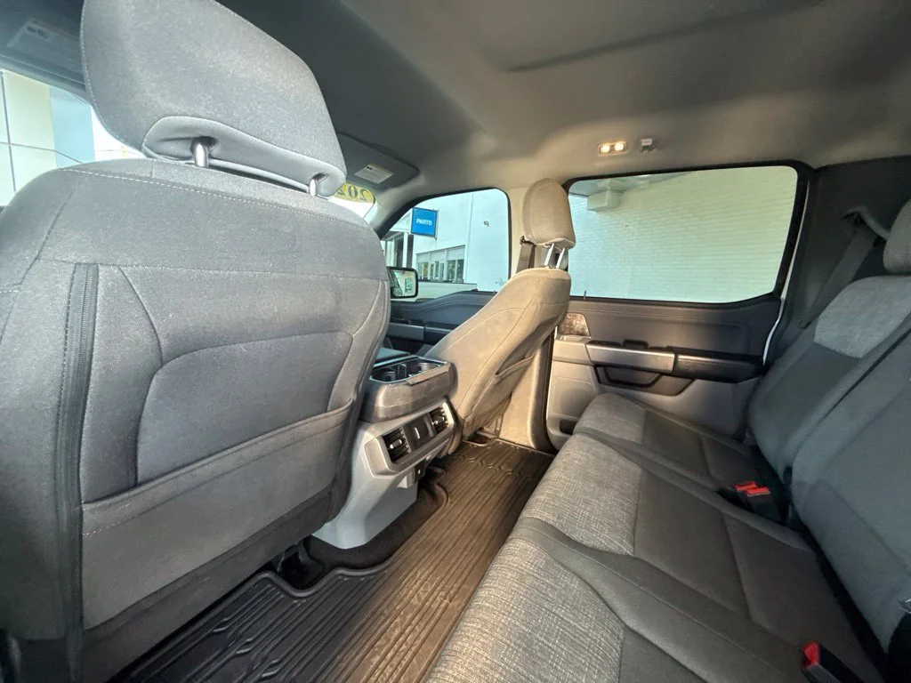 Used 2021 White Metallic Ford XLT image 49