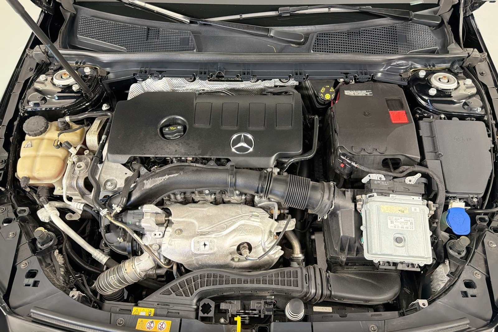 Used 2020 Night Black Mercedes-Benz 250 image 10