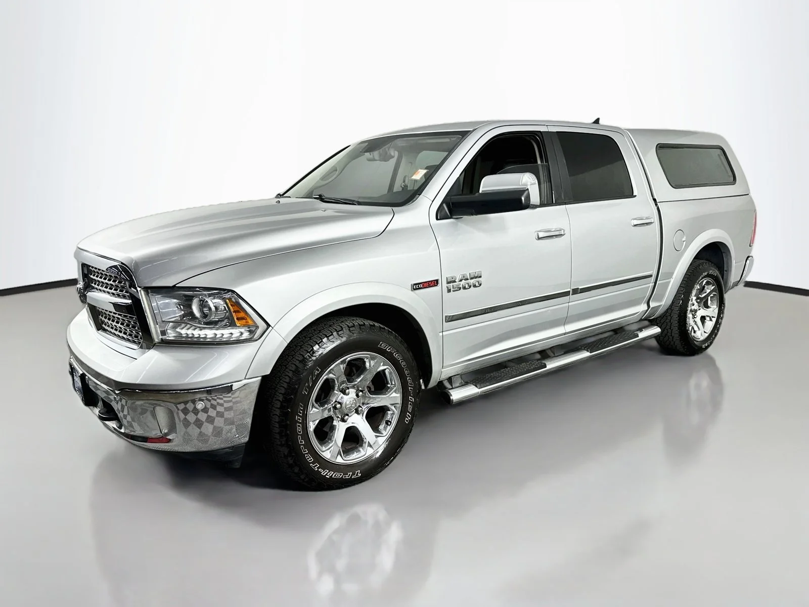Used 2015  Ram Laramie image 4