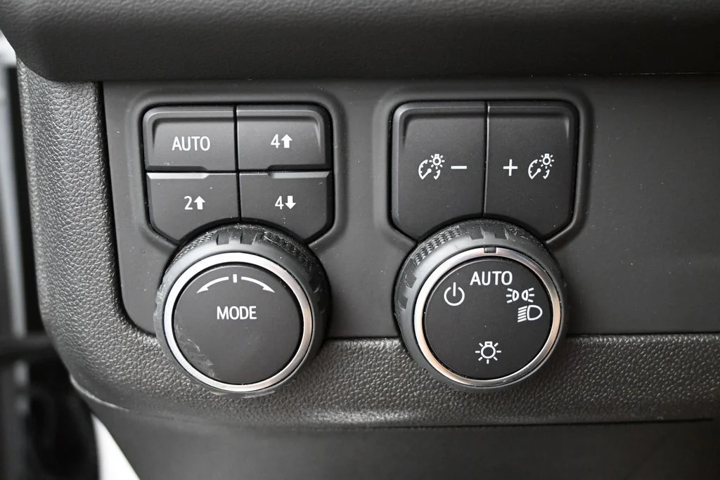 Used 2023 White Chevrolet Premier image 16