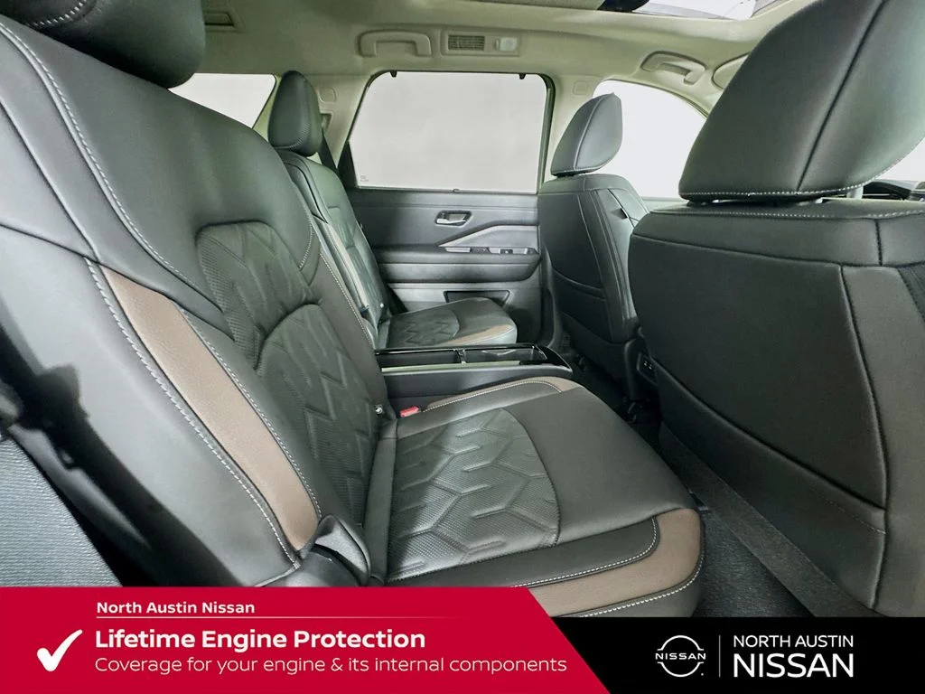 New 2026 Gray Nissan Platinum image 36