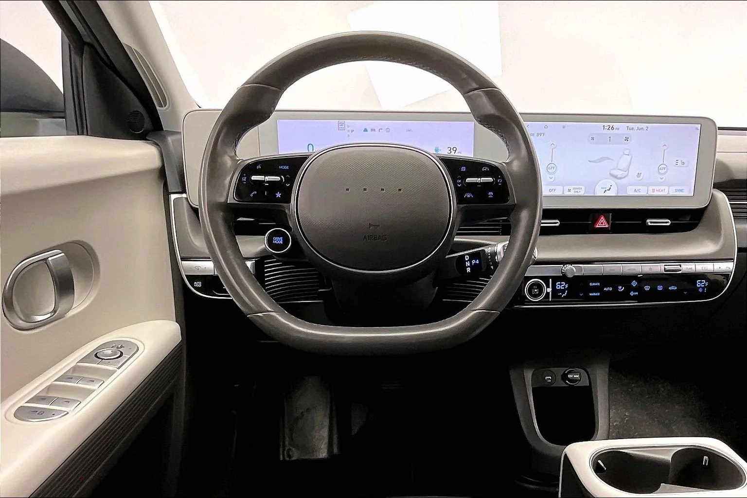 Used 2023 Digital Teal Hyundai SE image 4