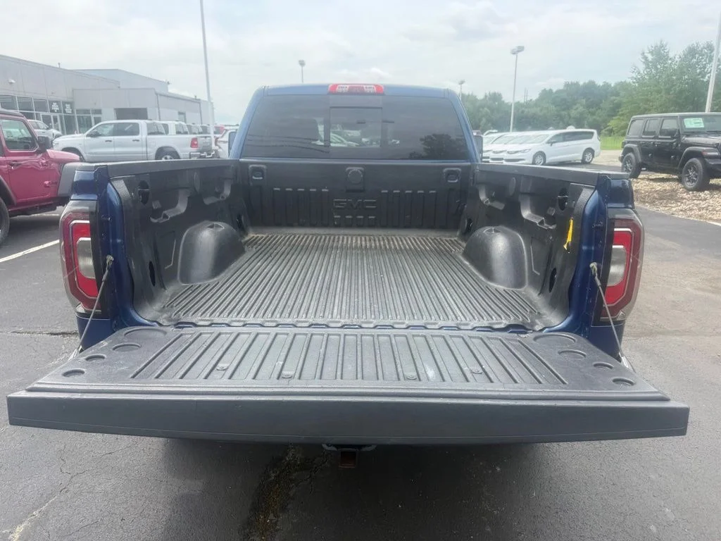 Used 2016 Blue GMC SLT image 41