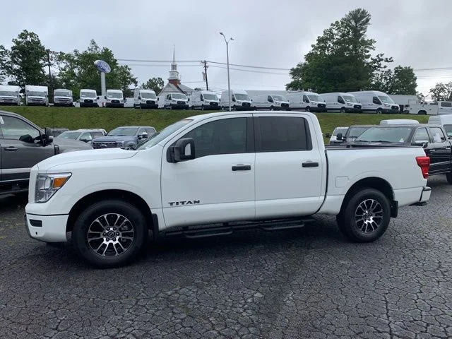 Used 2024 Glacier White Nissan SV image 5