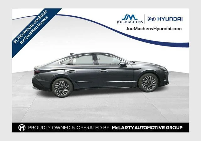 2026 Hyundai Sonata SEL's photo