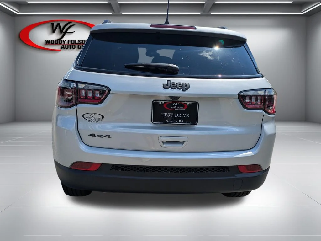 New 2026 Silver Jeep Latitude image 6