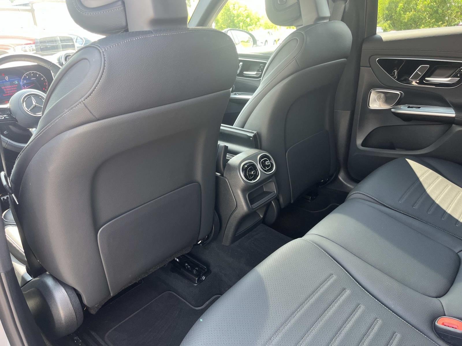 Used 2026 Cirrus Silver Metallic Mercedes-Benz GLC 300 image 18