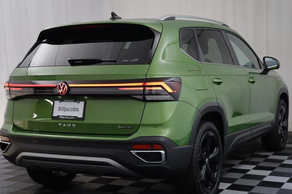 2025 Volkswagen Taos SEL - Photo 18