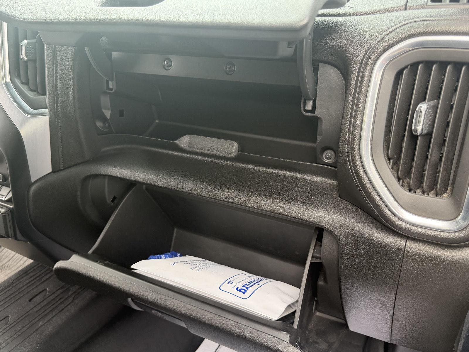 Used 2019 Dark Sky Metallic GMC SLE image 29
